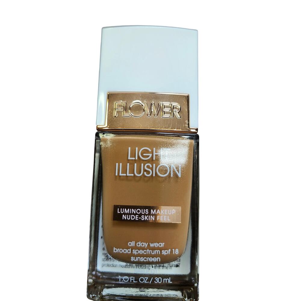 Flower Beauty Light Illusion Foundation Sable D1 NEW 1 fl oz
